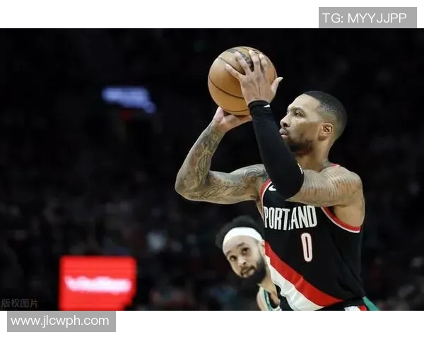 达米安利拉德的传奇篮球生涯与未来发展展望